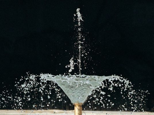 1 "पूरी तरह से पीतल का फूल फूल पानी का फव्वारा नोजल जेट वॉटर तालाब स्पिलकर