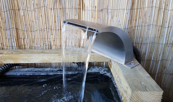 दीवार माउंट 200 सेमी स्टेनलेस स्टील झरना जेट
